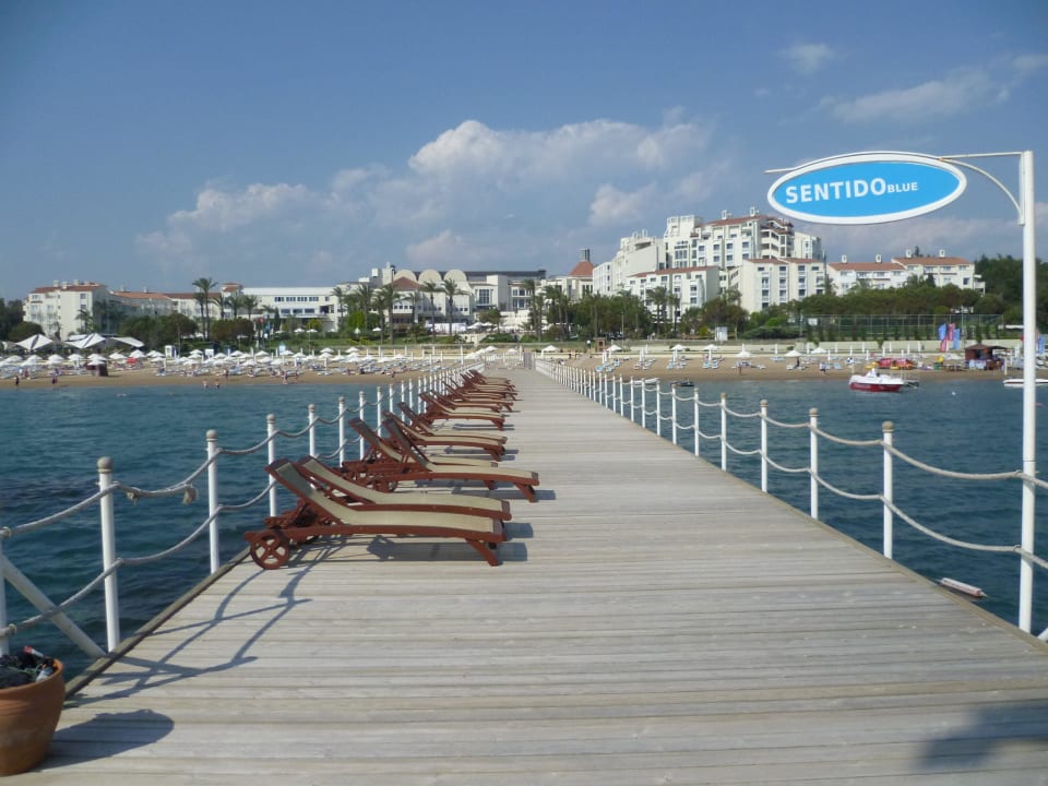 Blick von Seebrücke Richtung Hotel  PALOMA Perissia