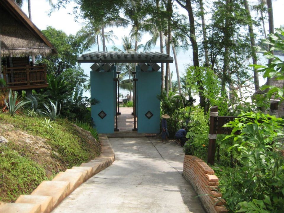 Eingang zum Strand Four Seasons Resort Koh Samui