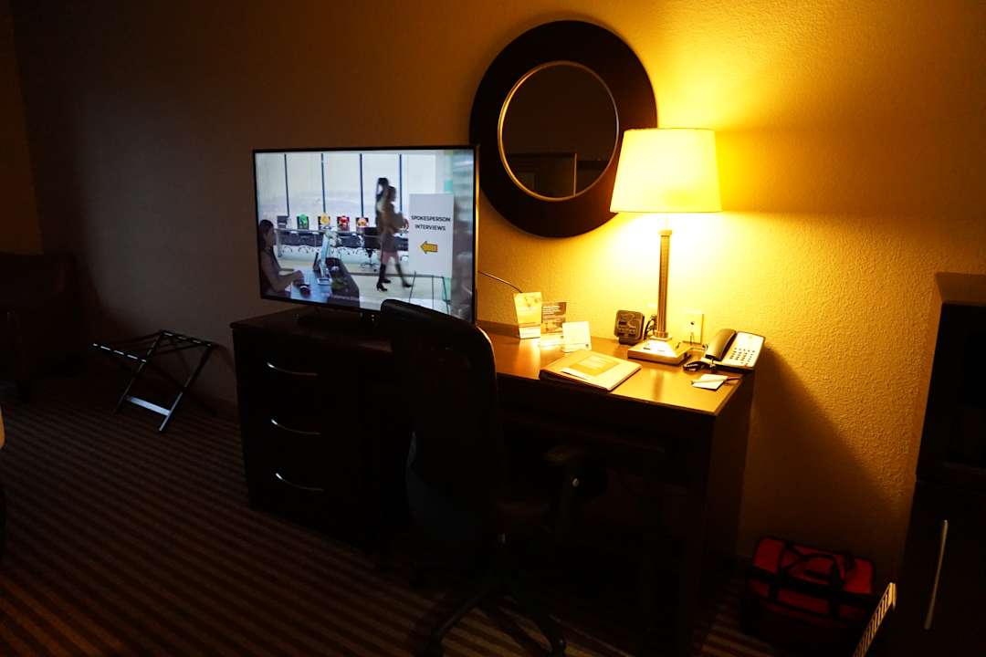 Zimmer Comfort Suites McDonough Atlanta South