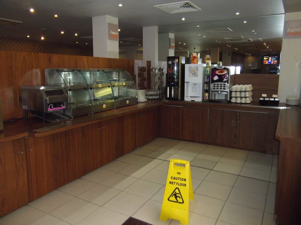 Frühstück Holiday Inn Express London Croydon
