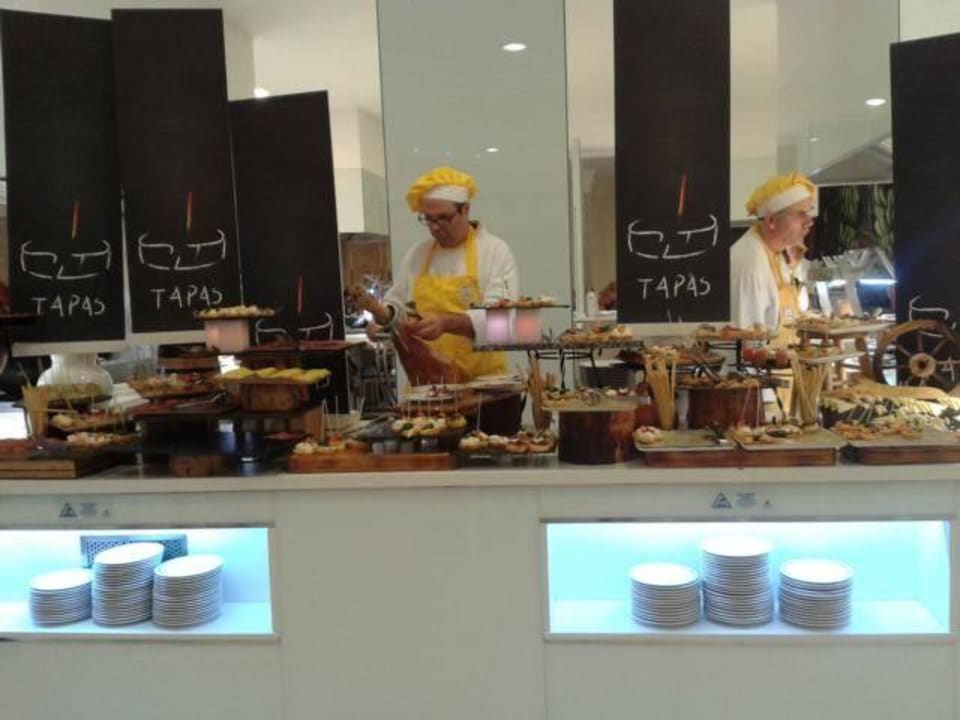 Tapas Abend Iberostar Waves Bouganville Playa