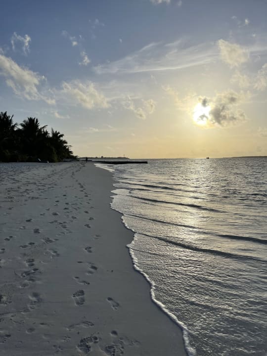 Strand Adaaran Select Meedhupparu Island Resort - Premium All Inclusive