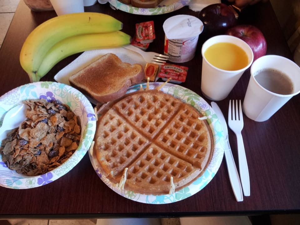 Frühstück Hotel Days Inn Port Angeles