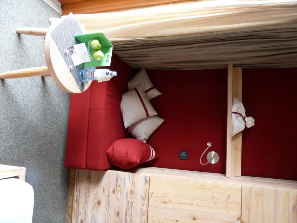 Sofa bzw. Zustellbett Brunnenstube Jungbrunn - Der Gutzeitort