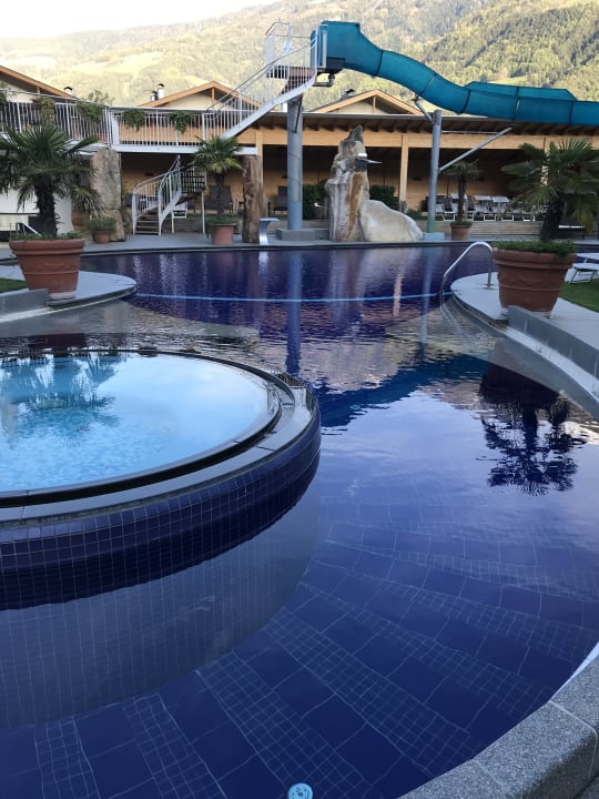 Pool TYROL family retreat