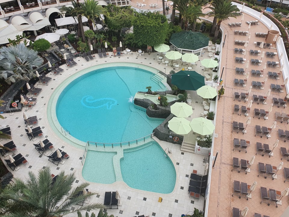 Pool Seaside Hotel Sandy Beach