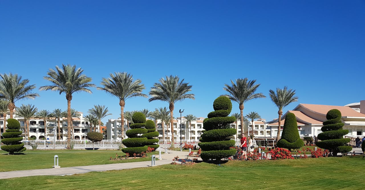Gartenanlage Pickalbatros Dana Beach Resort - Hurghada