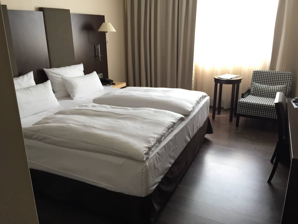 Zimmer NH Stuttgart Airport