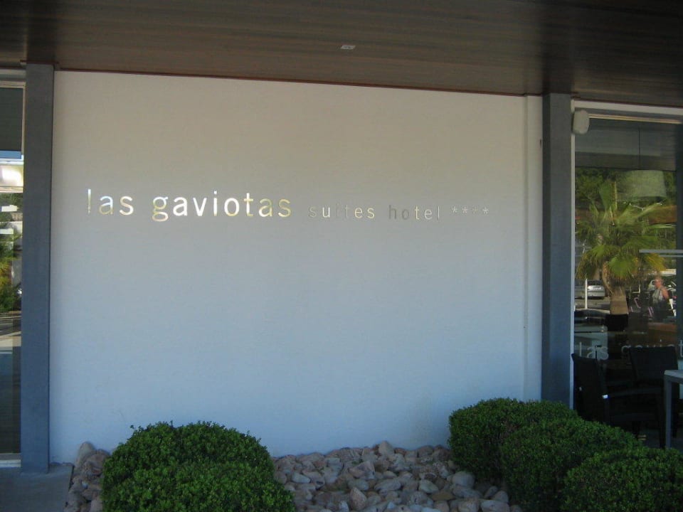 Eingang Las Gaviotas Suites Hotel