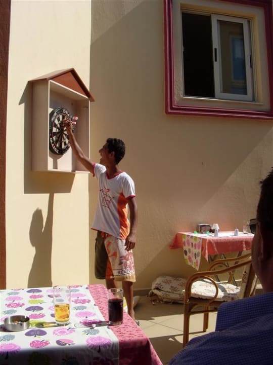 Dart mit Ozi Hotel Orfeus Park