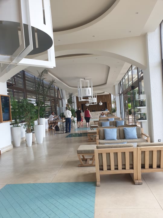 Lobby Seaside A Lifestyle Resort