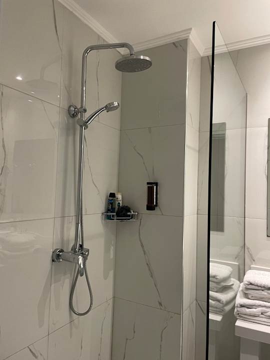 Zimmer Belair Beach Hotel