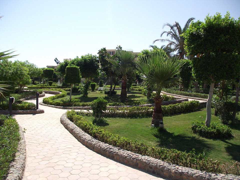 Сад Riviera Aqua Park Resort