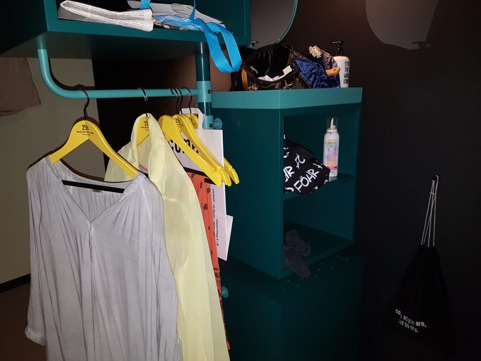 Zimmer 25hours Hotel The Circle