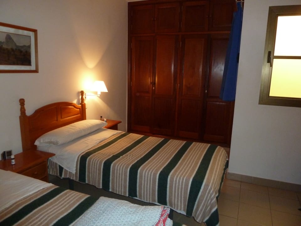 Schlafzimmer La Hila Apartamentos