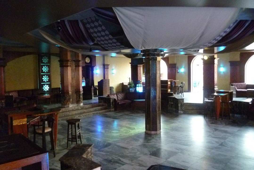 Geschlossenes Restaurant Pickalbatros Alf Leila Wa Leila Resort - Neverland Hurghada