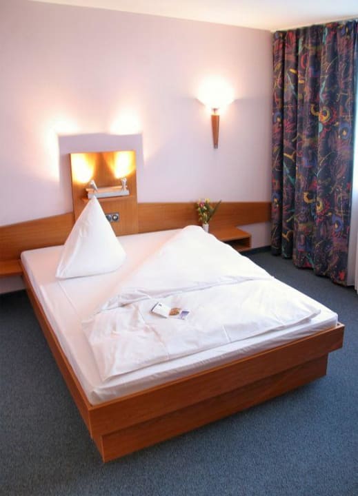 Zimmer Transmar Travel Hotel