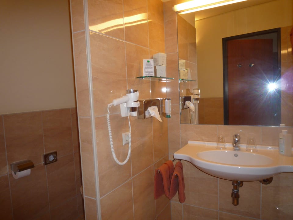 Badezimmer Thermalhotel Fontana