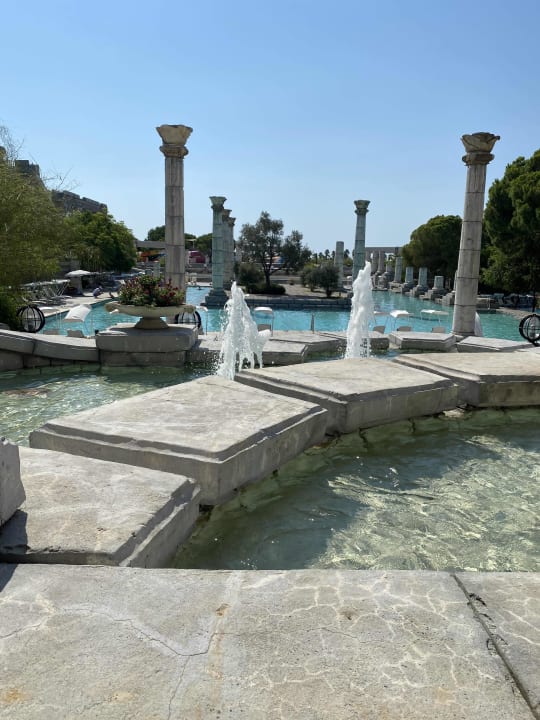 Pool Xanadu Resort Hotel