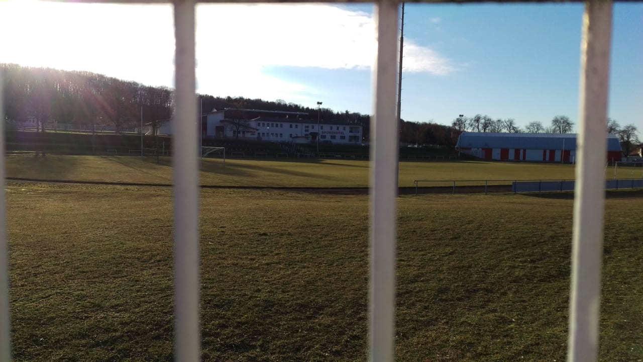 Hotel vom Sportplatz aus Riso Hotel Schlotheim