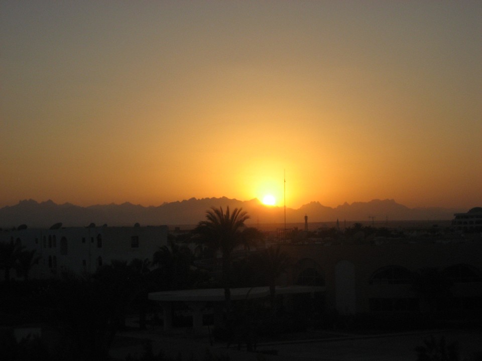 Sonnenuntergang vom Balkon aus beobachtet.. JAZ Aquamarine Resort