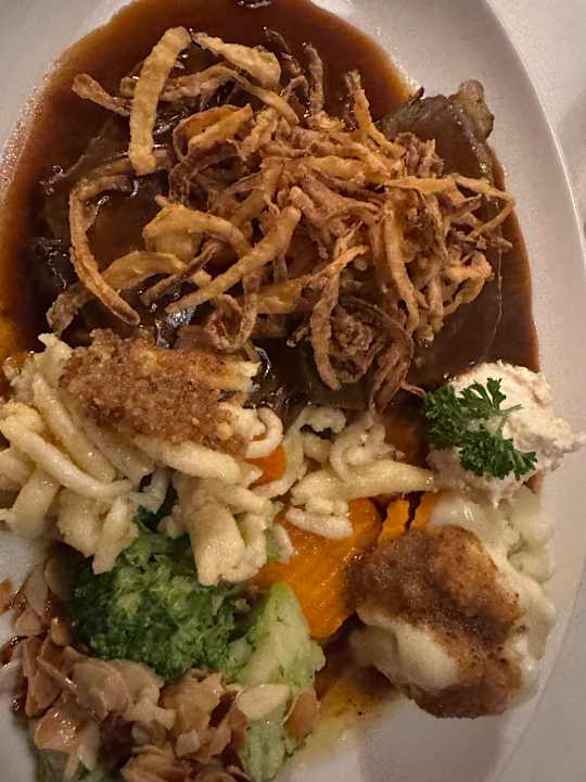 Gastro Hotel Hirschen Horn | Refugium am See