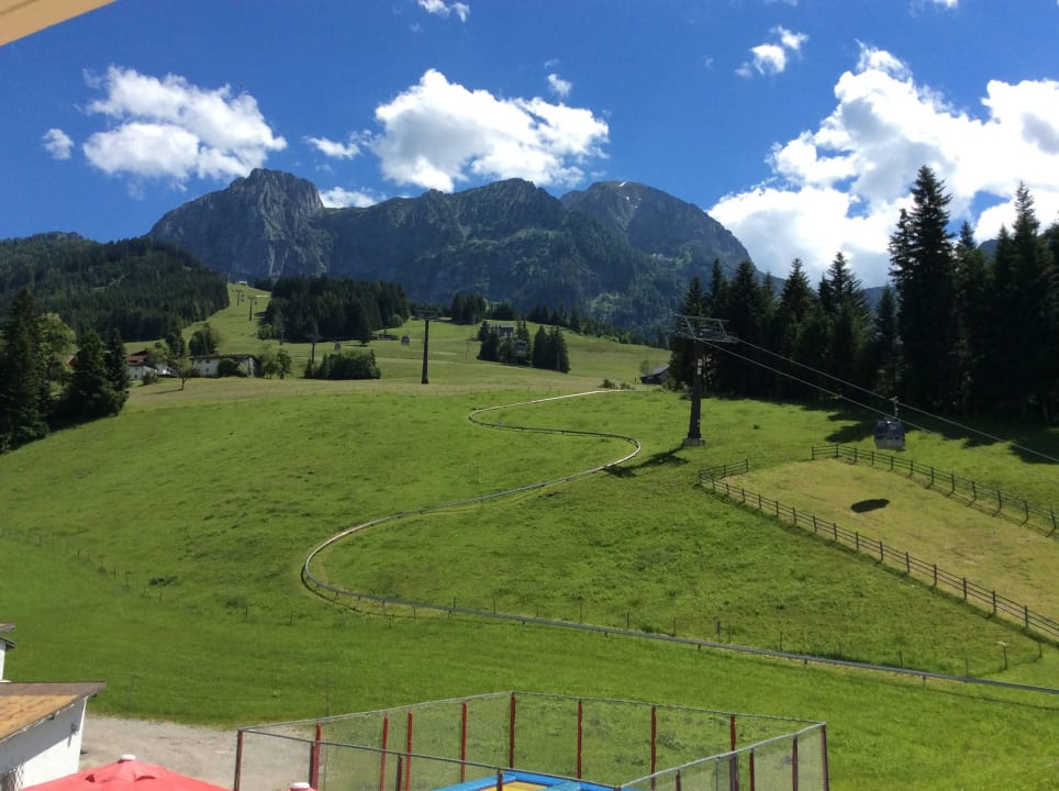 Blick Richtung Sommerrodelbahn  Gasthaus Landhotel Traunstein