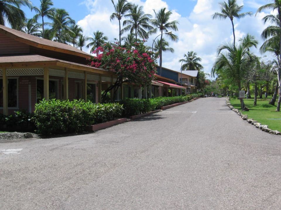 Einkaufsstrasse im Palladium Palace Grand Palladium Select Bávaro Resort & Spa