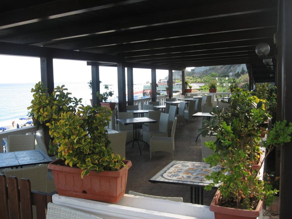 Strandrestaurant oben Aldiana Club Rocca Nettuno Calabria