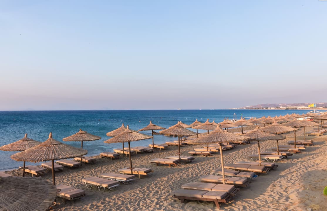 Strand Akti Palace Resort & Spa