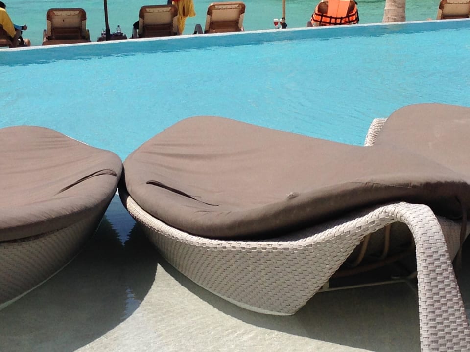 Sehr einladend Centara Ras Fushi Resort & Spa Maldives