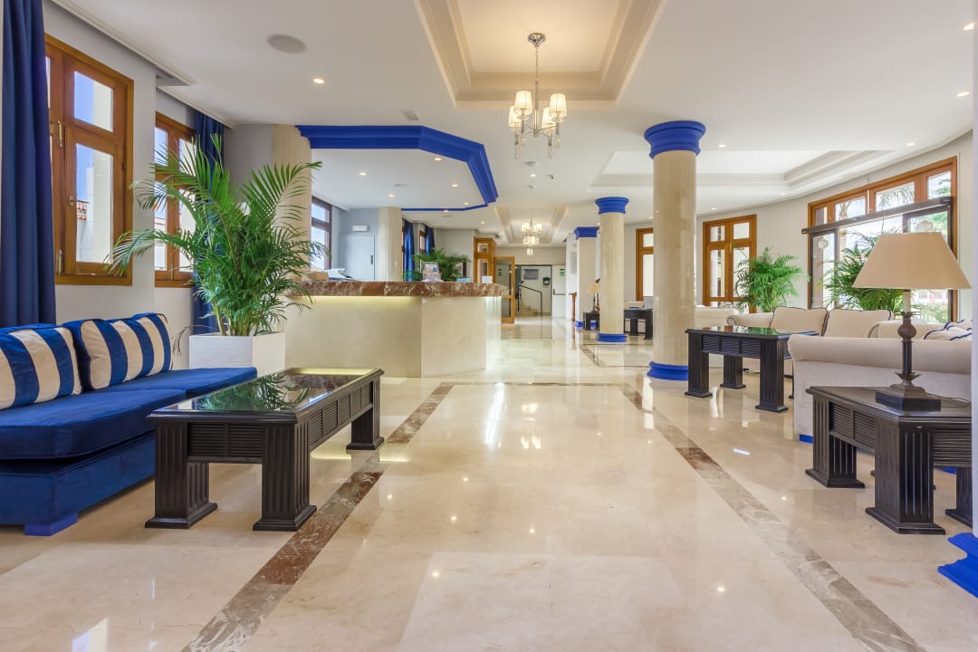 Lobby Klayman Olivina Aparthotel