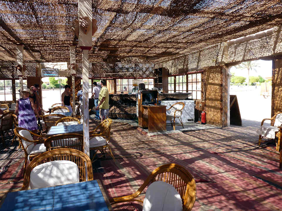 Innenraum Strandbar  Happy Life Village