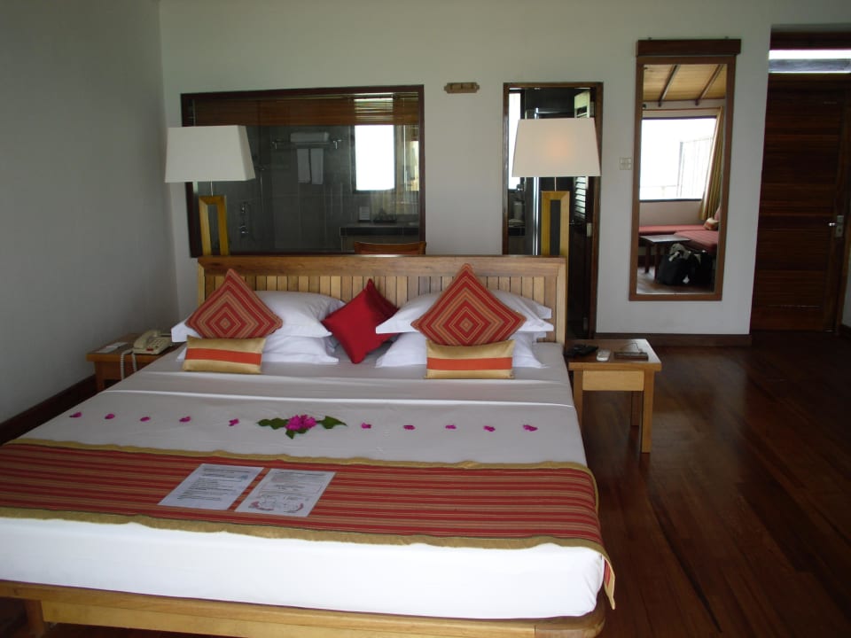 Wasserbungalow  NH Collection Maldives Reethi Resort