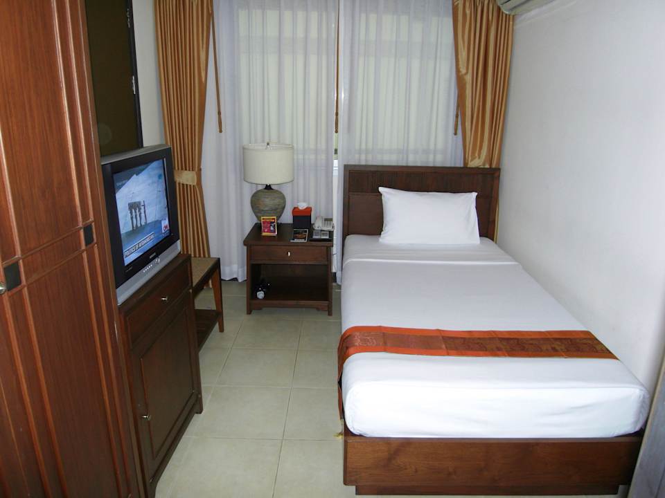 Single Room Hotel De Arni Bangkok
