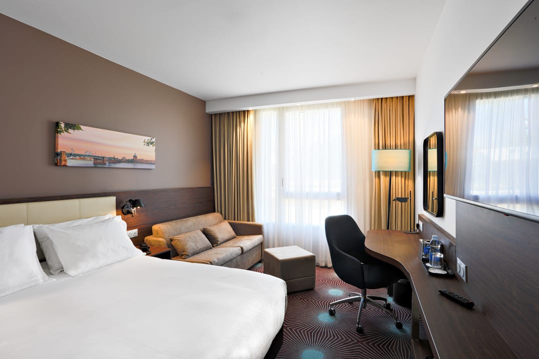 Zimmer Hampton by Hilton Toulouse Airport