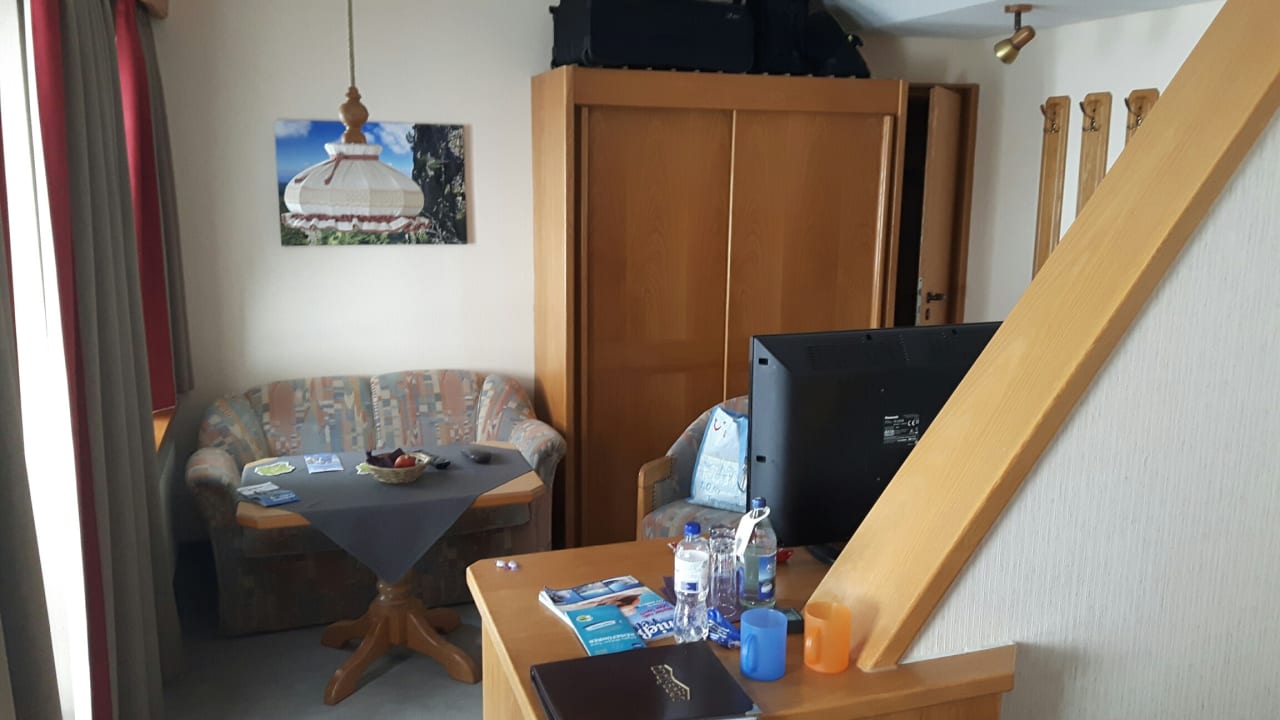 Blick auf die kleine Sitzecke Hotel Edelsberg Berktold & Berktold GbR