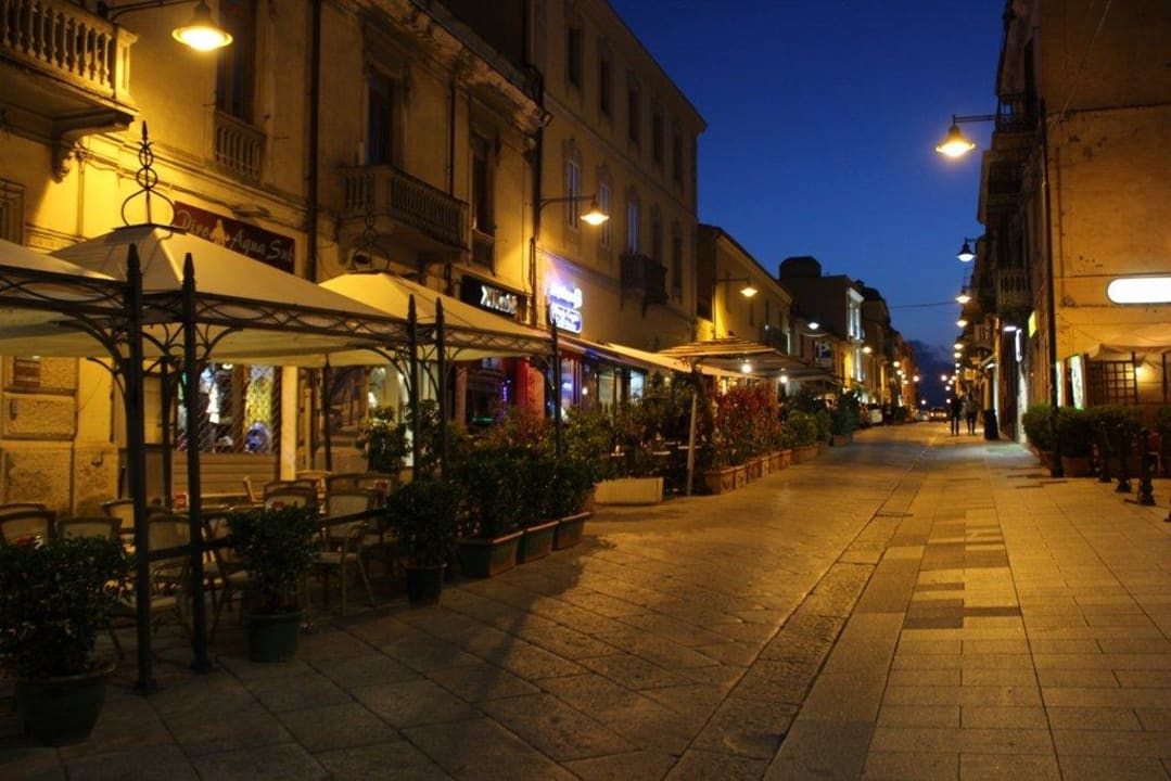Hauptstraße von Olbia Hotel For You