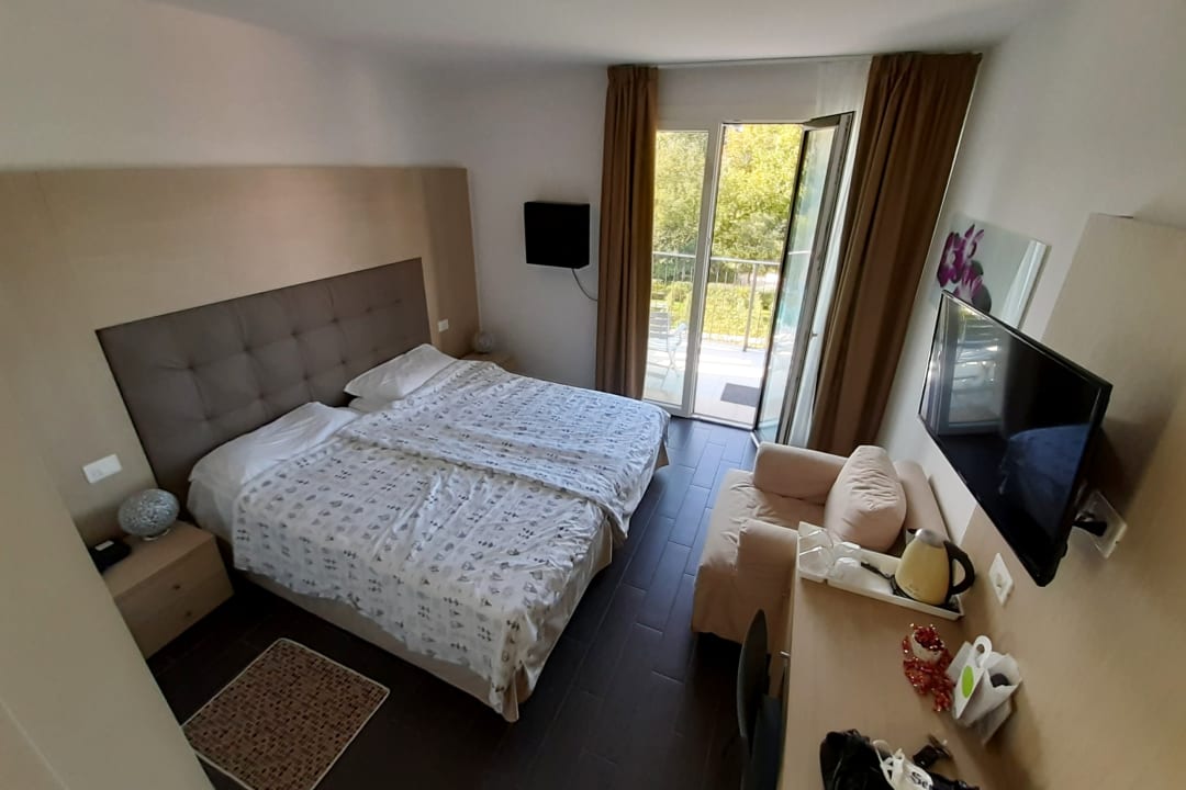 Zimmer Hotel Orchidea B&B