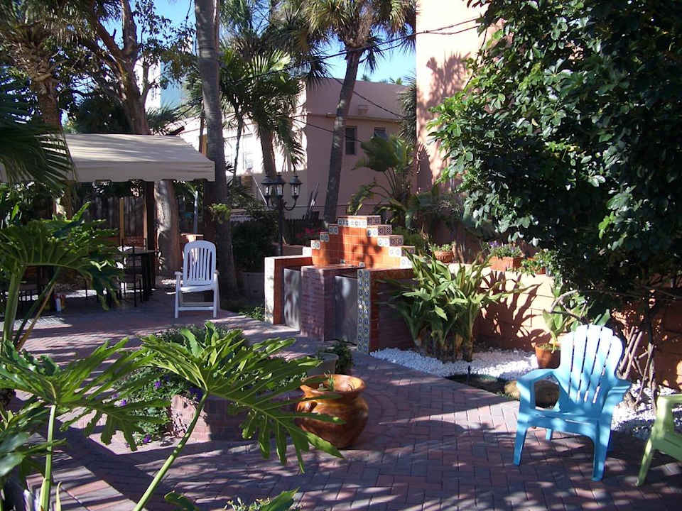 Grillstation Hotel Tropi Rock Resort