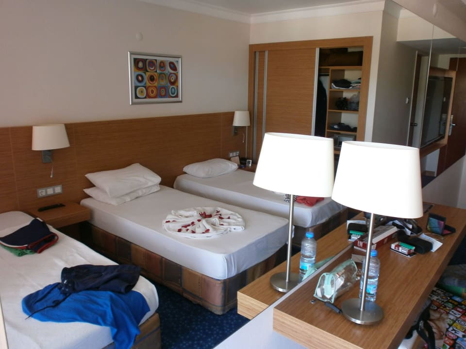 Zimmer Hotel Grand Efe