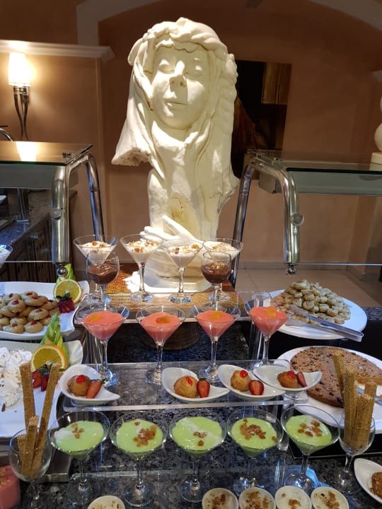 Dessert Buffet  Premier Le Reve Hotel & Spa