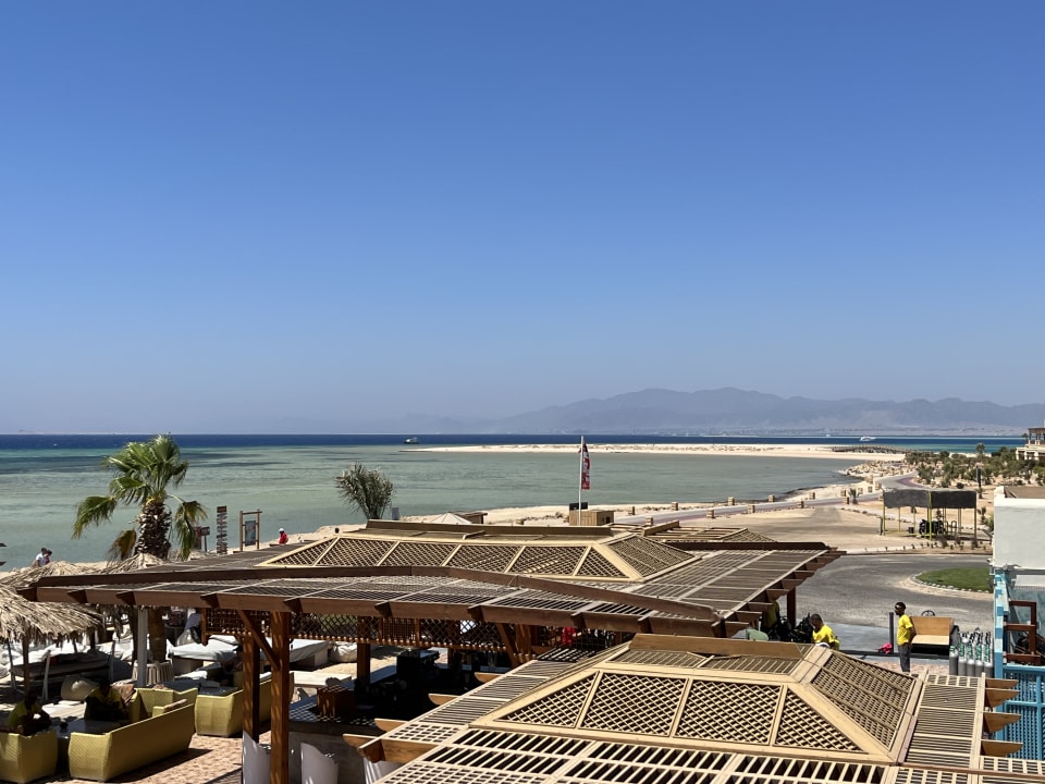 Außenansicht The Breakers Diving & Surfing Lodge