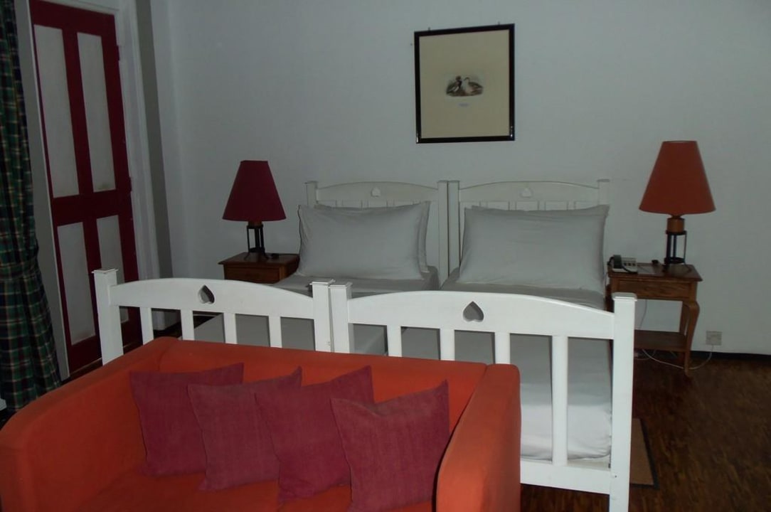 Schönes grosses Bett Hotel Jetwing St.Andrew's