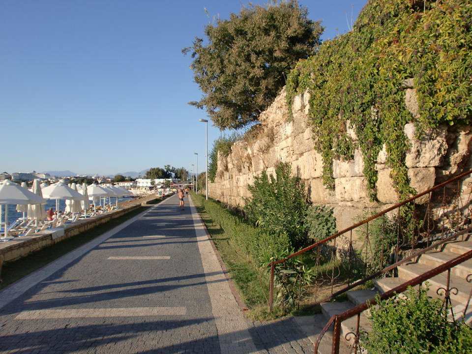 Strandpromenade Can Garden Beach