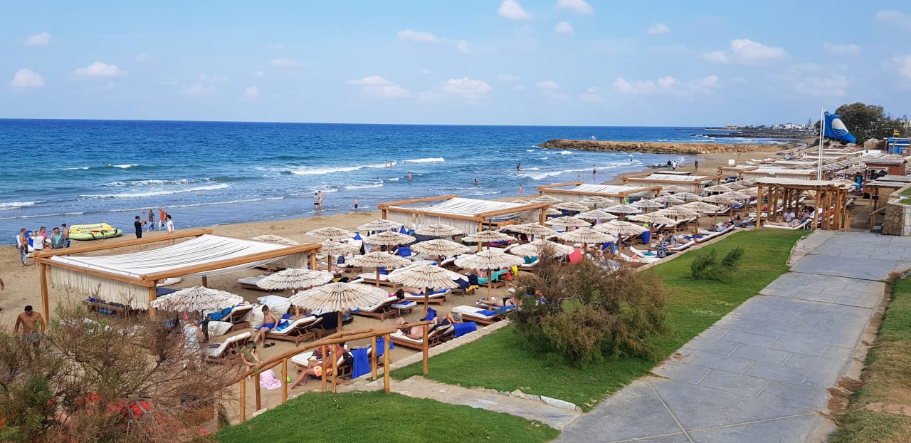 Strand Mitsis Rinela