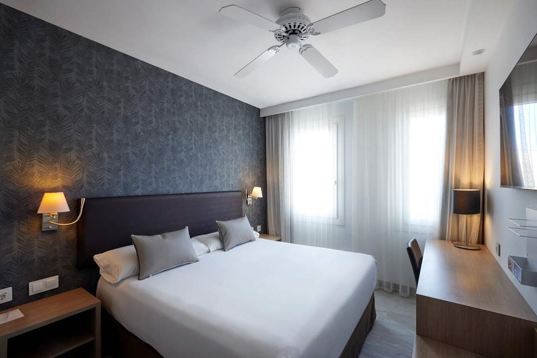 Zimmer Hotel Catalonia Mirador des Port