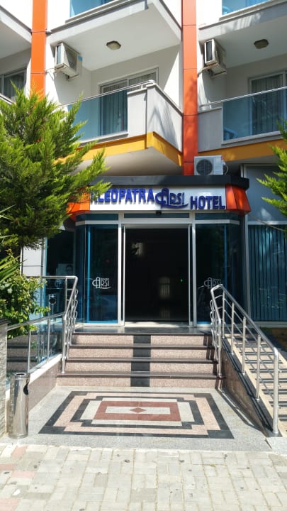 Eingang Kleopatra Arsi Hotel