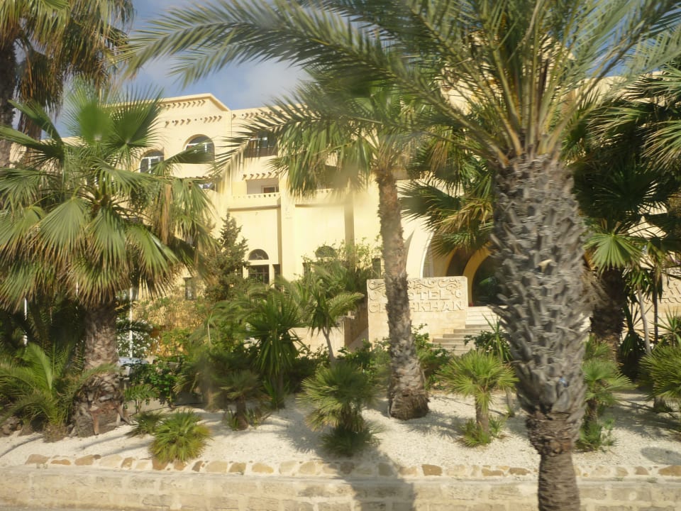 Außenansicht Hotel Nesrine