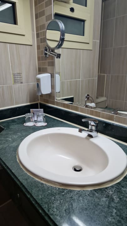 Zimmer Three Corners Equinox Beach Resort